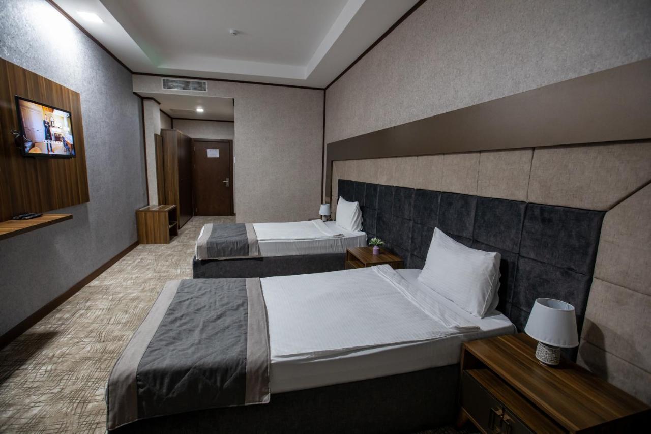 Volga Hotel Baku Exterior photo