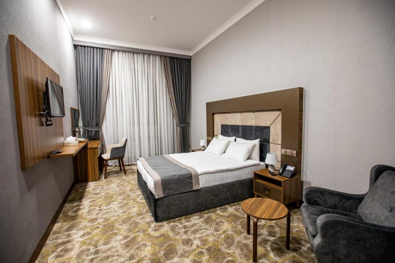 Volga Hotel Baku Exterior photo