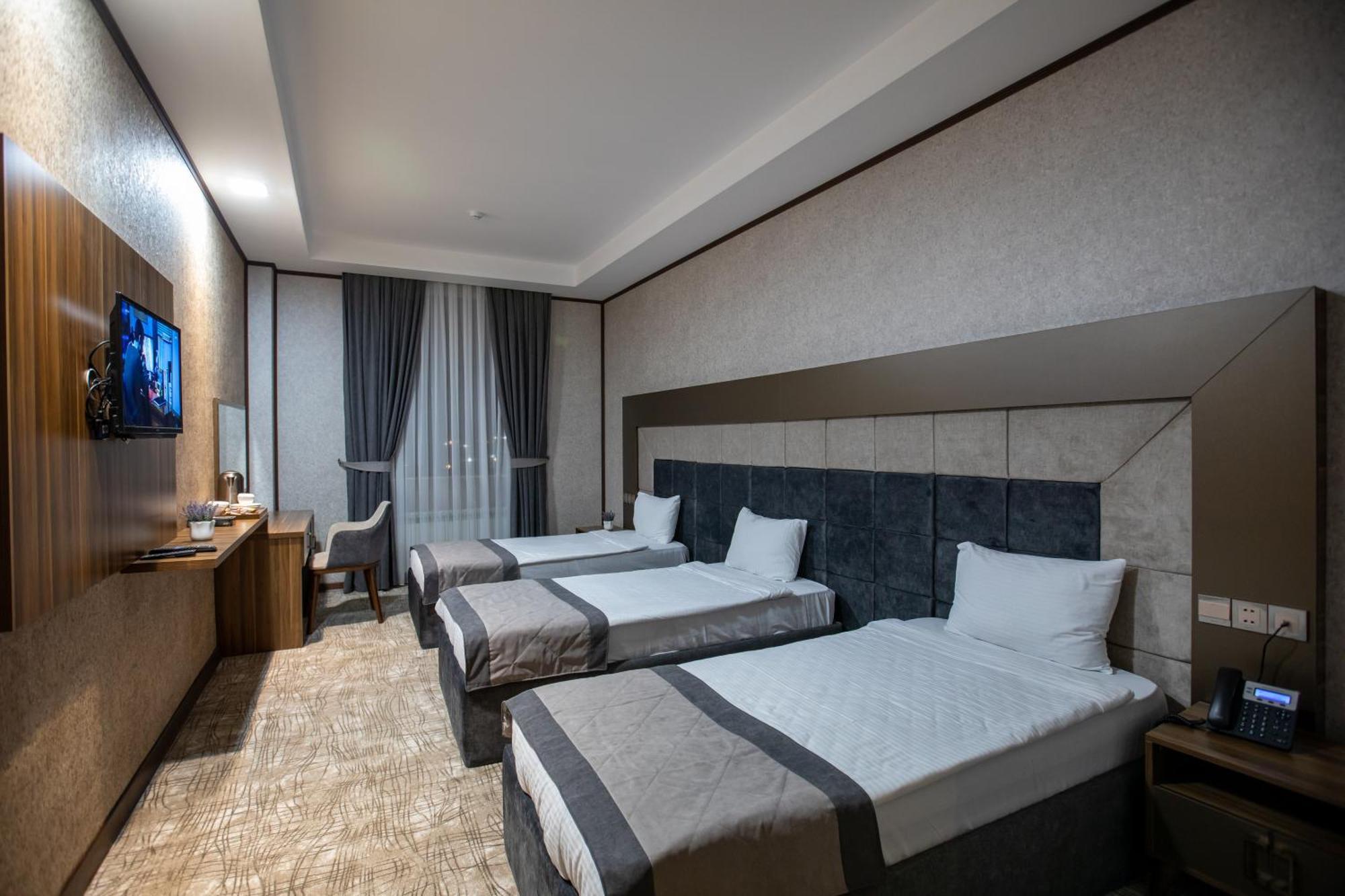 Volga Hotel Baku Exterior photo